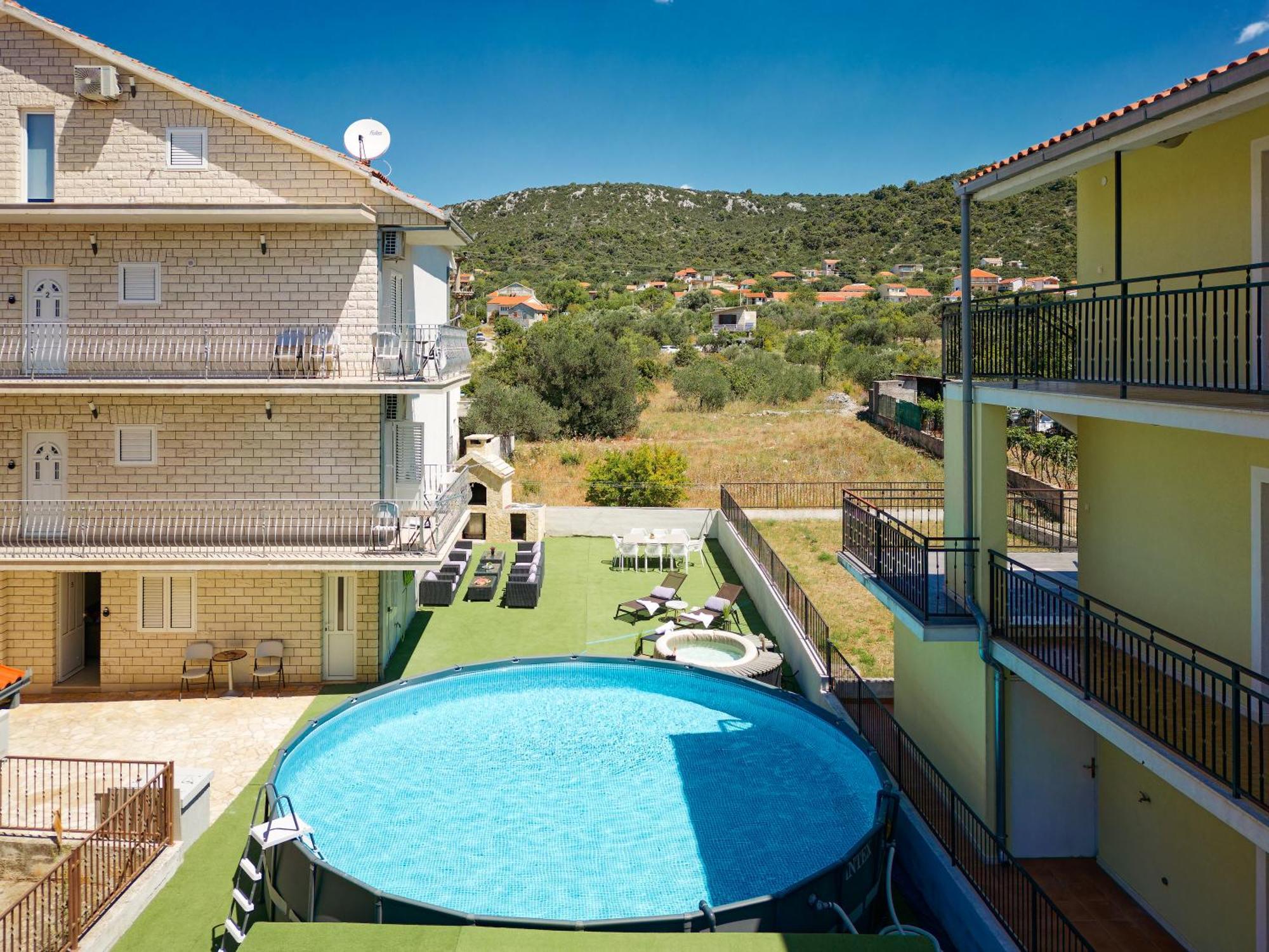 Sun Spalato Mastrinka Vinišće Exterior foto